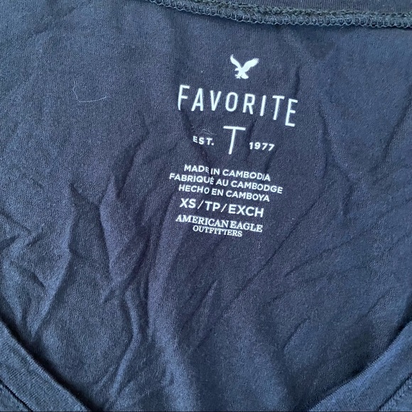 American Eagle Favorite Tee Floral - Picture 4 of 4